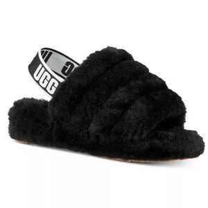 UGG Women’s Fluff Yeah Slide Black Slippers (never worn)
